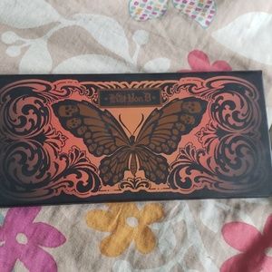 Kat Von D Monarch eyeshadow palette